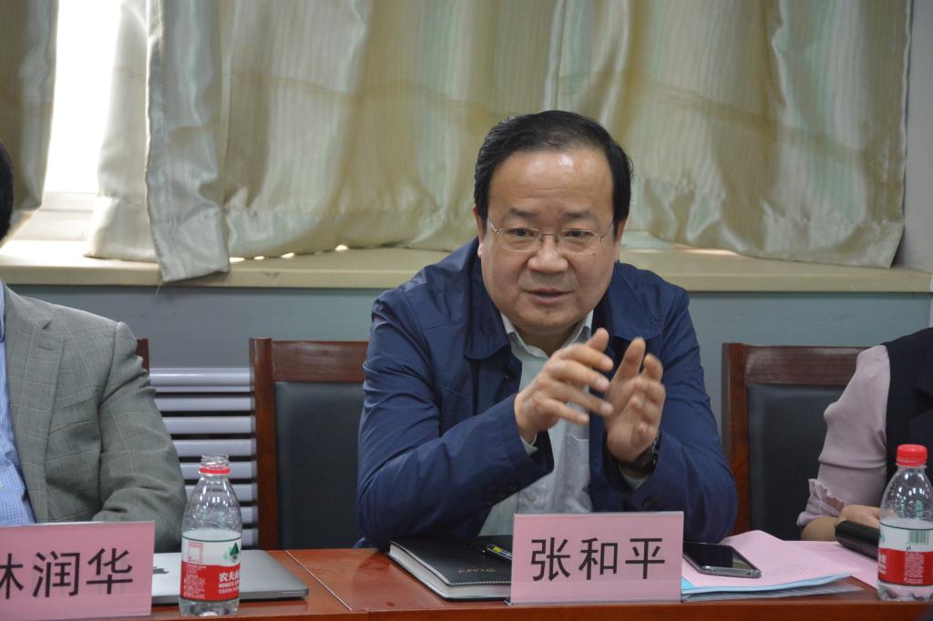 陕西省教育厅学位管理与研究生教育处处长 张和平